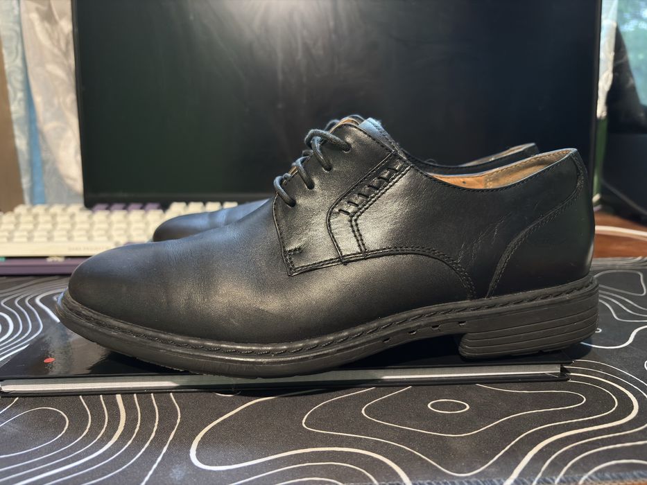 Klasyczne półbuty Clarks