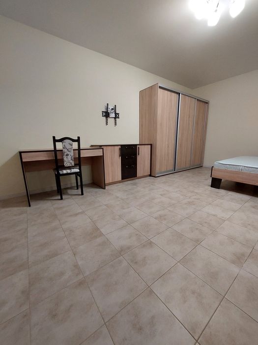 Перша здача в оренду! 1 кімнатна квартира 3 зупинки від ТЦ SoFiа moll