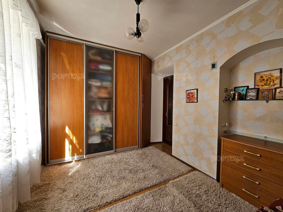 Продаж житлового будинку у Підгородному, поруч  школа