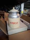Pote de arroz antigo em alumínio