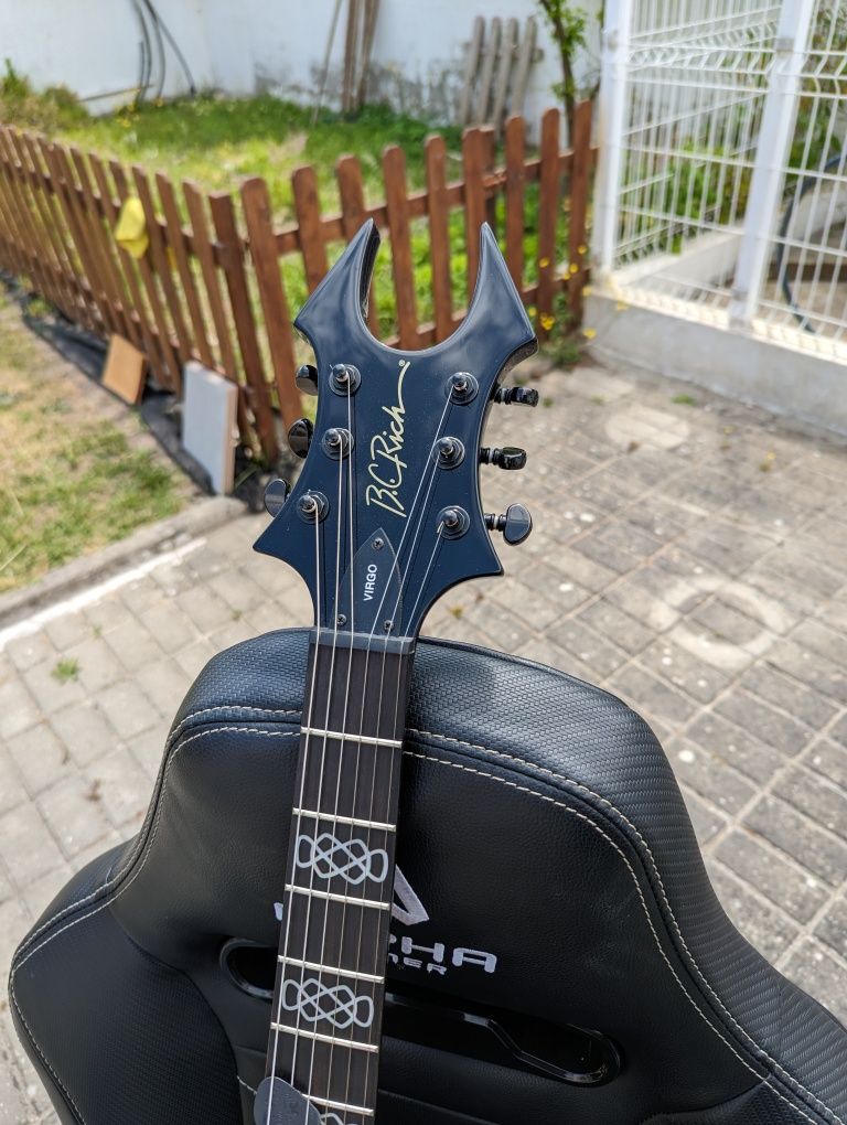 B.C. Rich Virgo Celtic Vintage customizada + EMG 81