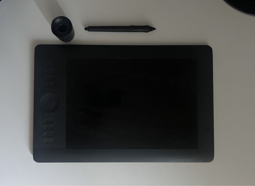 Графічний планшет Wacom Intuos 5 Pro