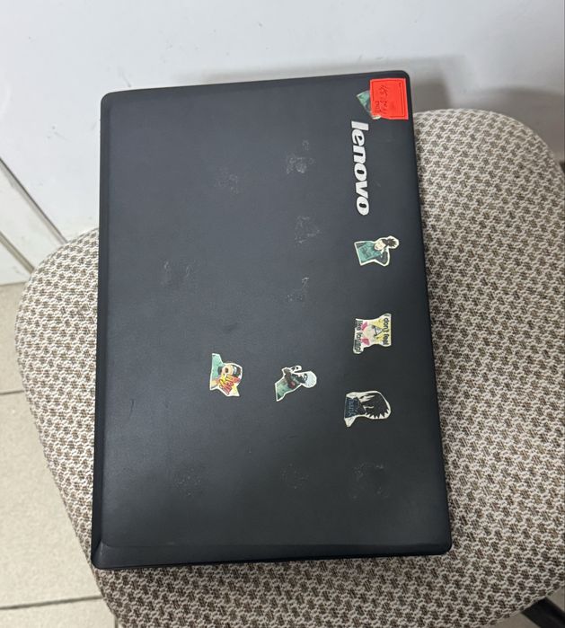 Ноутбук леново экран целый