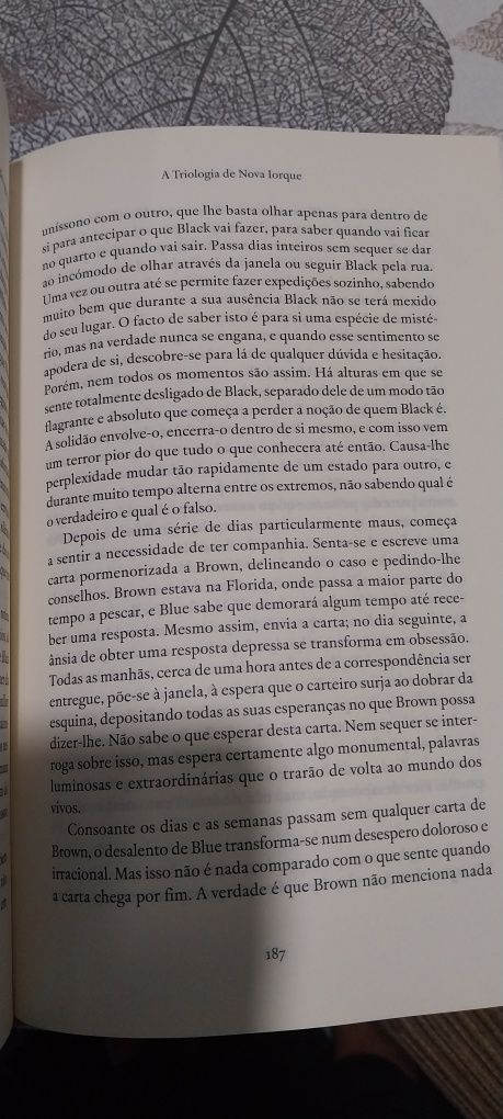 A trilogia de  Nova Iorque. Portes incluídos.