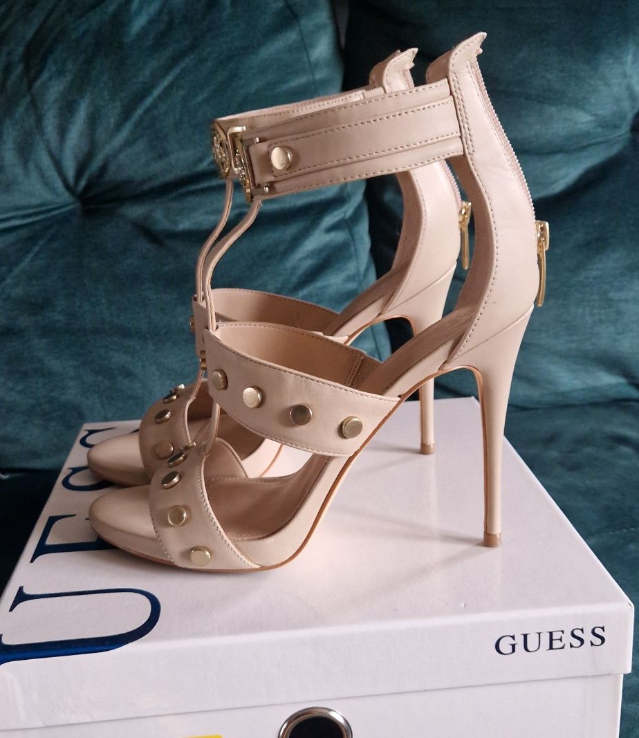 Buty Guess roz.38