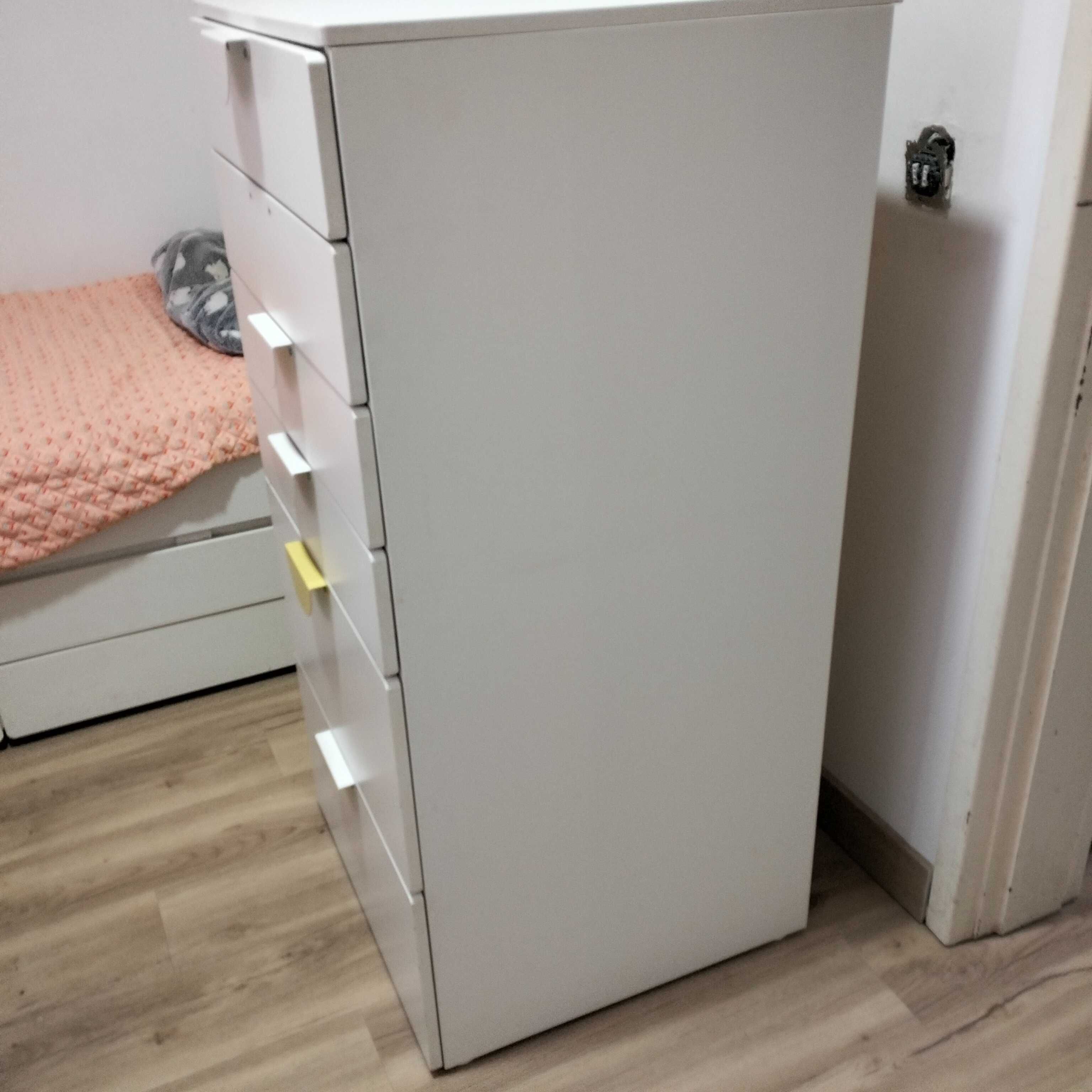 Cómoda Branca Ikea
