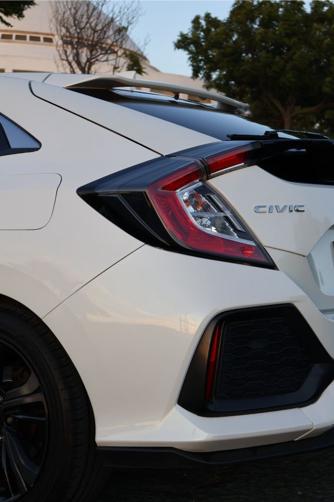 Honda Civic 1.0 Elegance Navi 2019
