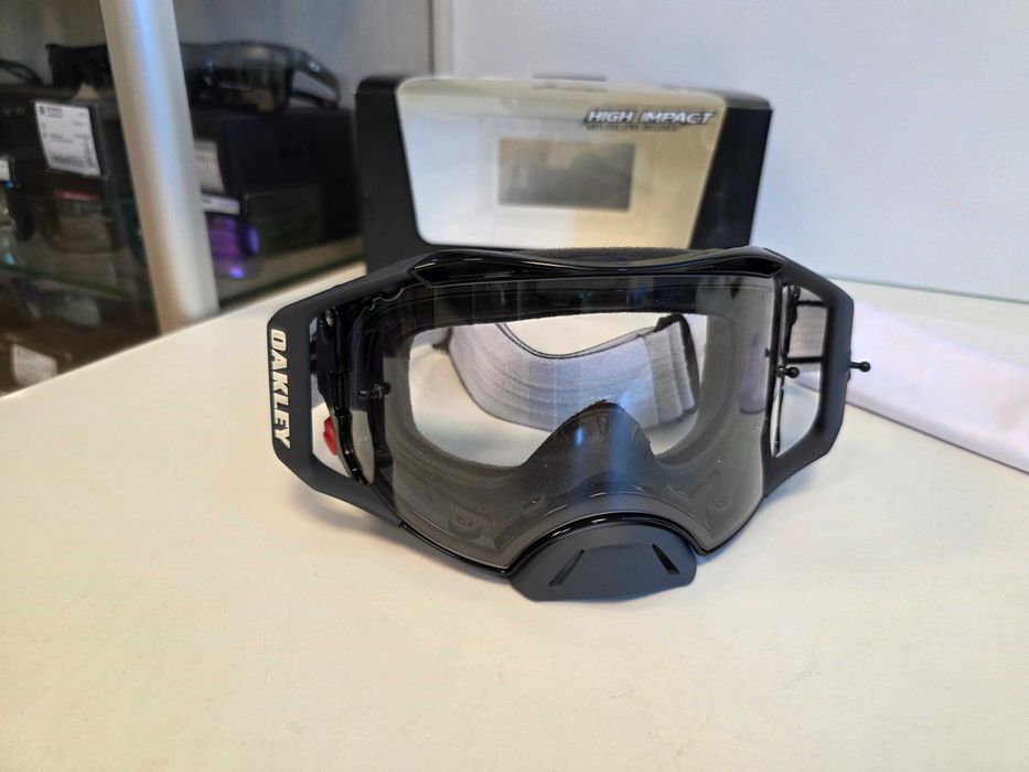 Маска окуляри для вело мото мотокросу Oakley Airbrake MX Різні