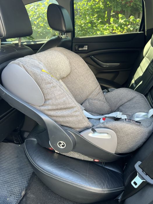 Автолюлька автокрісло cybex cloud Q plus