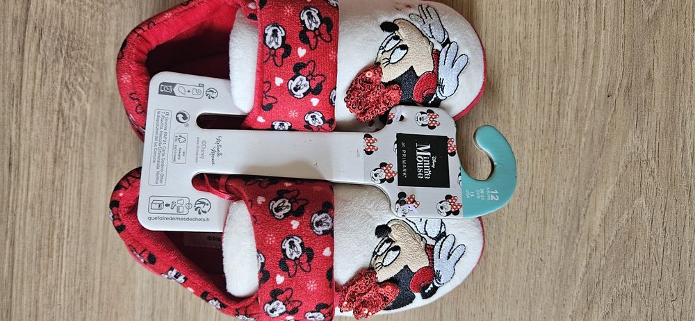 Дитячі теплі тапки на липучці Міні  Маус
