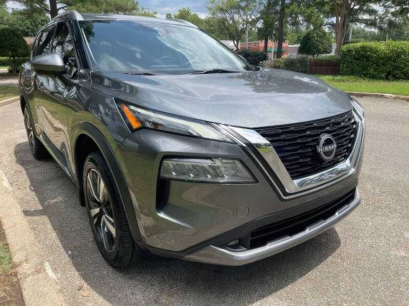 2022 Nissan Rogue SL