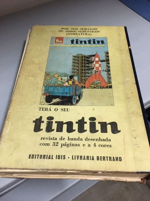 álbum antigo +800 páginas de tintin, astérix, lucky luke, etc