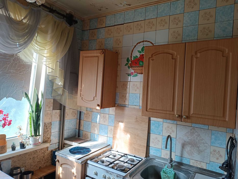 3  комн., ул. Золочевская, 30/1, Холодная гора, Залютино