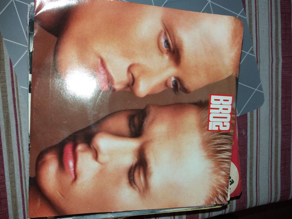 discos de vinil singles em bom estado muito antigos