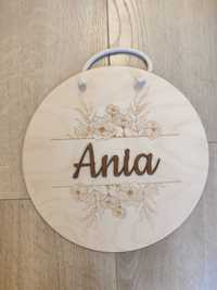 Drewniana dekoracja koło imienne Ania
