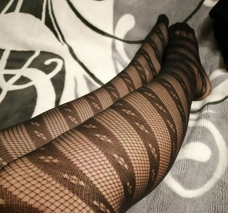 Spodnica i Rajtuzy rajstopy damskie 5 sztuk  r 3