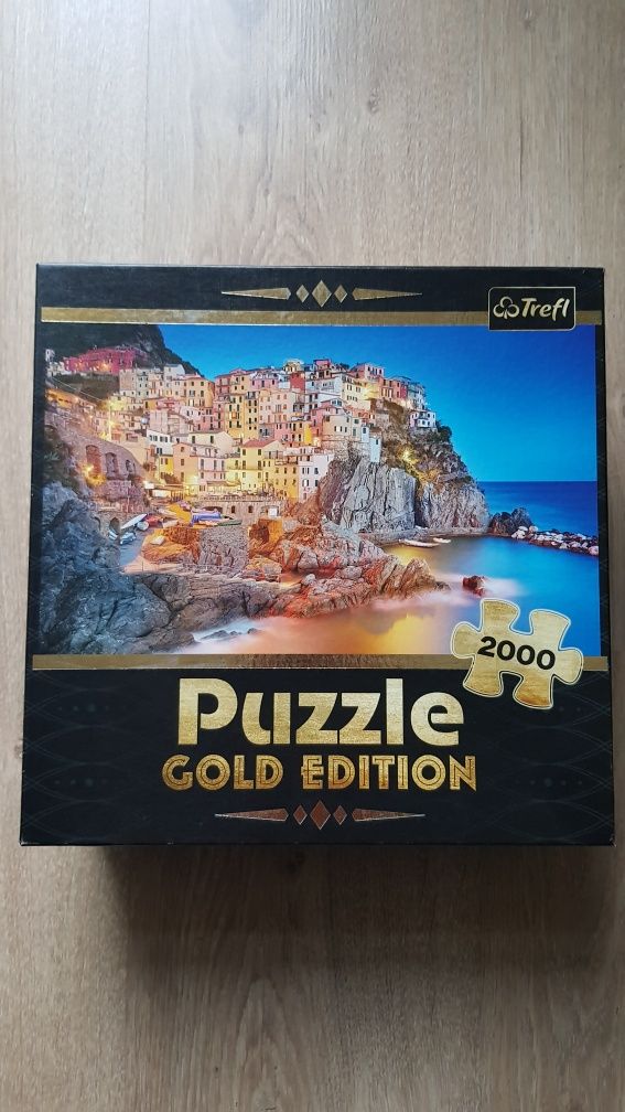 Sprzedam puzzle 2000