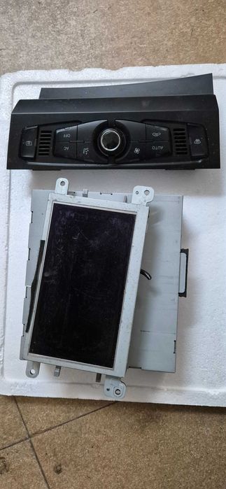 Radio com ecrã  Audi A4 B8