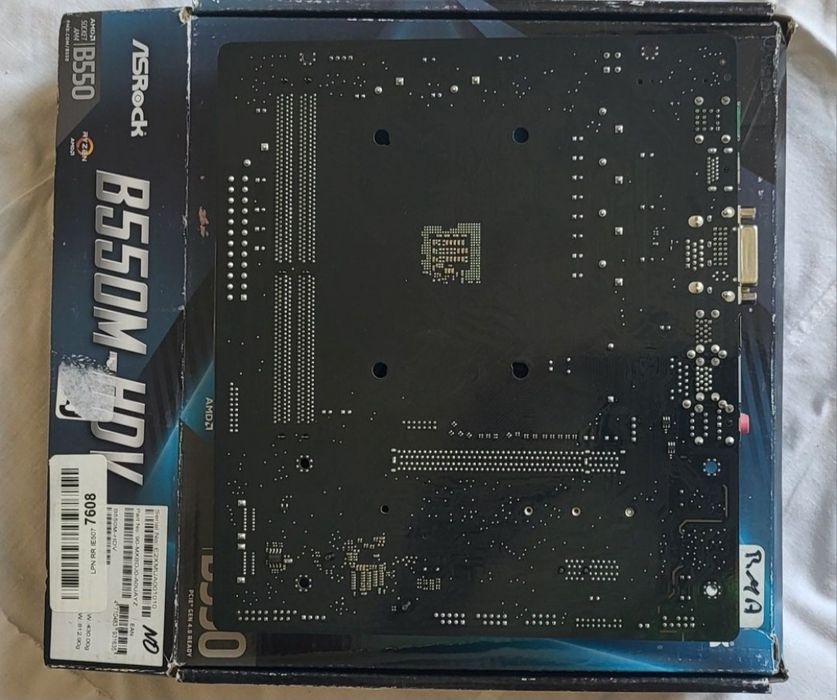 Материская плата  ASRock B550M-HDV (sAM4, AMD B550