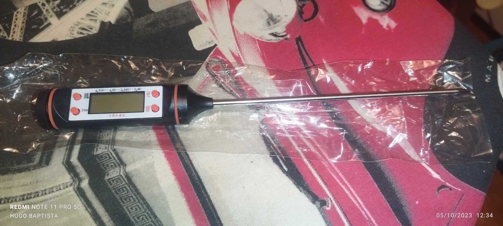 vários equipamentos pastelaria