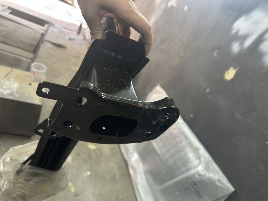 Усилитель бампера Passat CC передний volkswagen