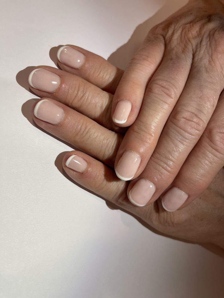 Manicure hybrydowy, przedłużanie żelowe