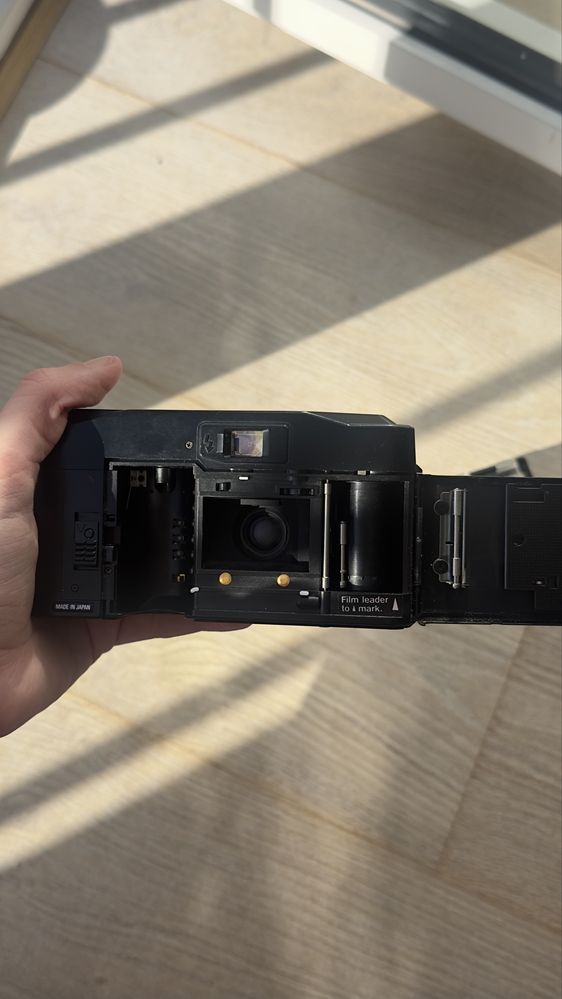 Ricoh FF-70 | Câmera analógica