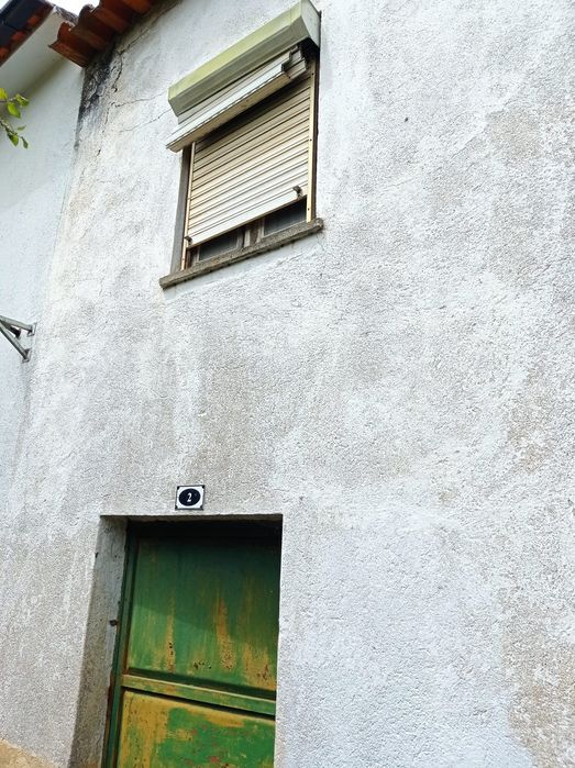 Venda Conjunta de 2 Moradias — Excelente Oportunidade de Investimento