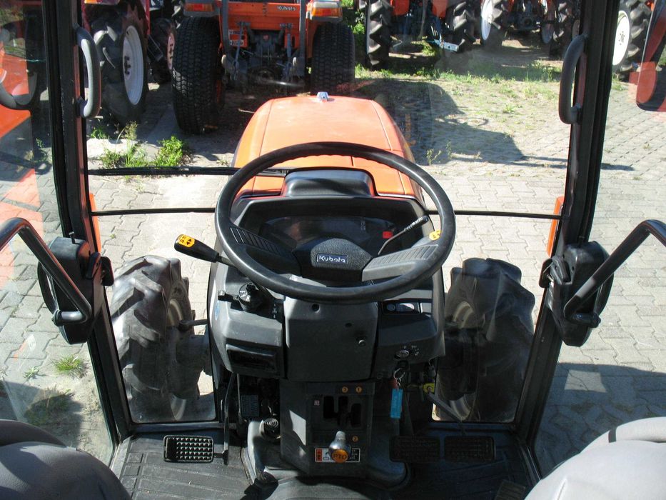 Kubota KL34 KAB 4X4 AC sadownik ładny stan pod tur nie MF Zetor