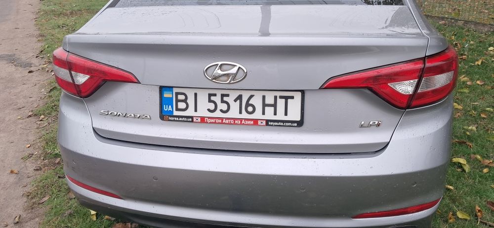 Автомобіль Хюндай Соната