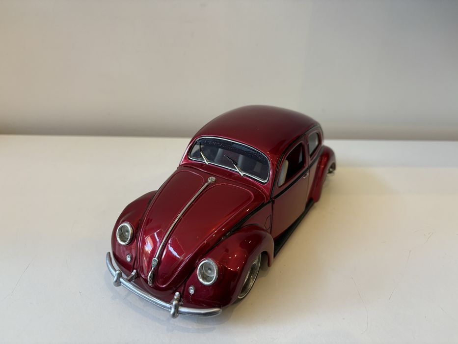 Model Volkswagen Beetle Garbus 1;18 Maisto (bburago welly jada)