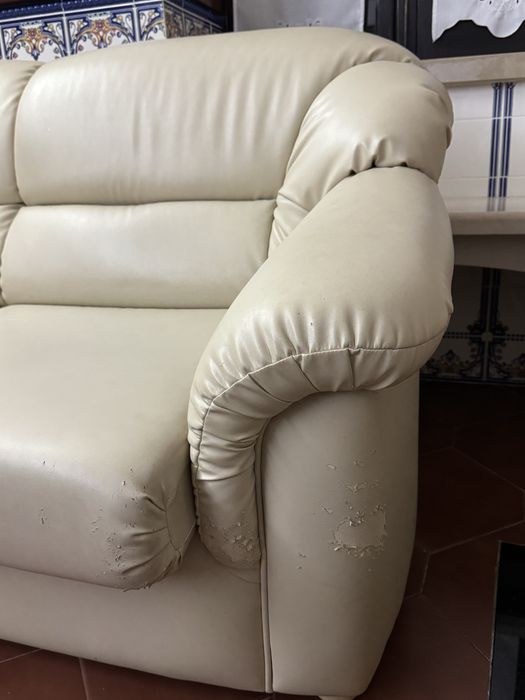 Sofas usados 2 lugares individuais e 1 sofa cama