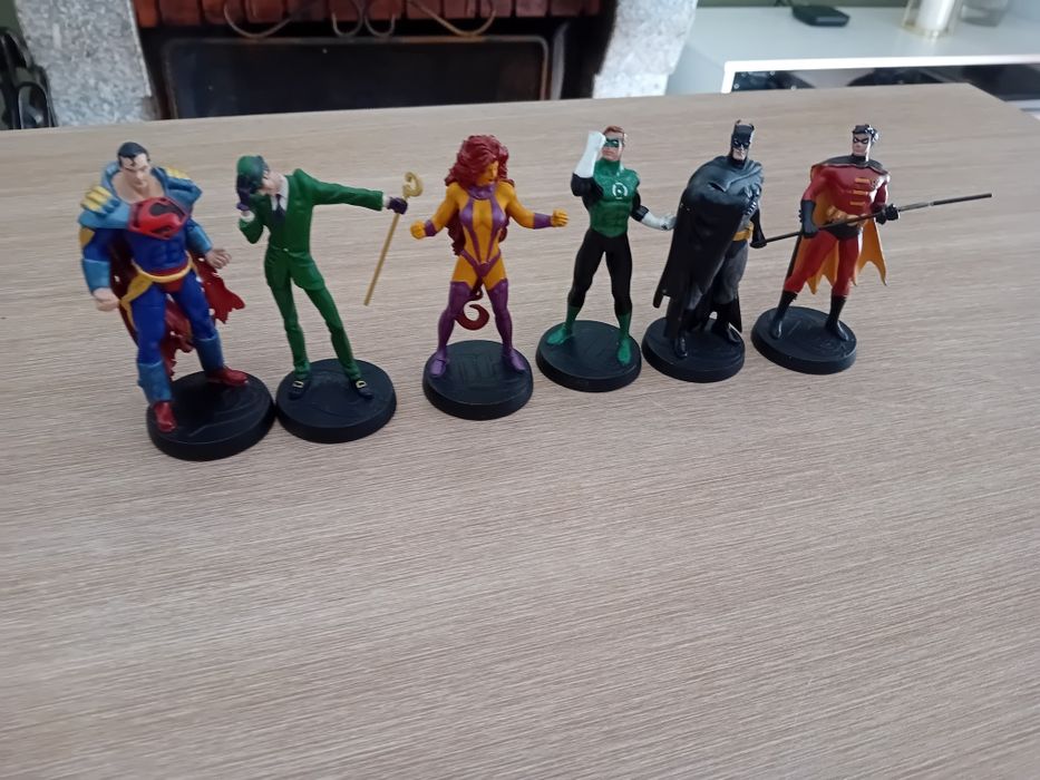 Figuras de ação.