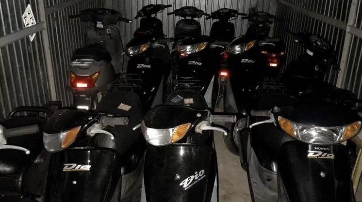 З контейнера Honda Dio