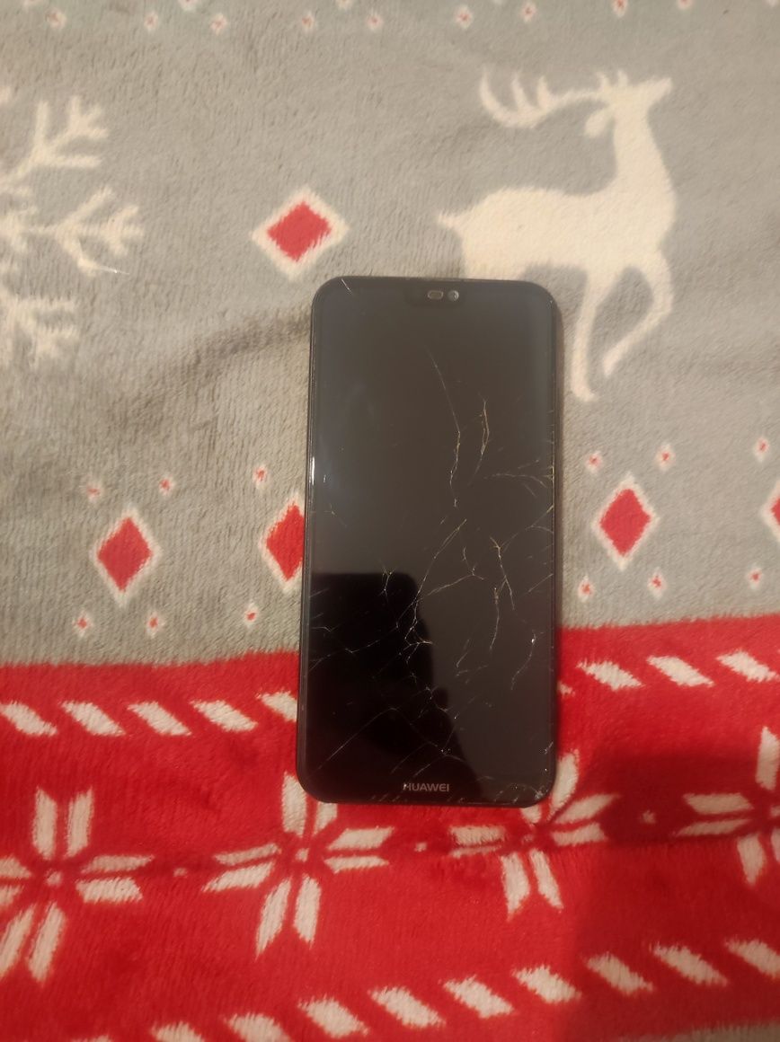 Продам телефон Huawei p20 lite