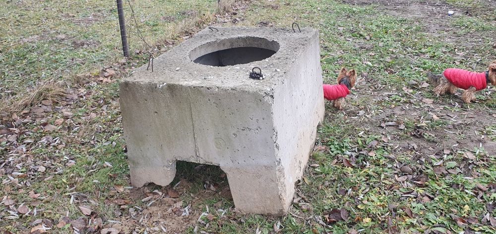 Колодязь залізобетонний