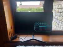 Monitor Samsung LC27FG73FQUXEN uszkodzony