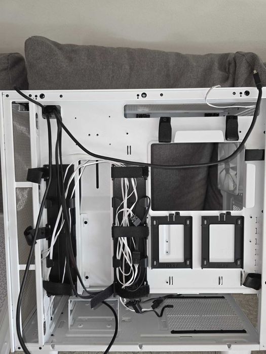 Caixa ATX NZXT H7 Flow Branco Vidro Temperado