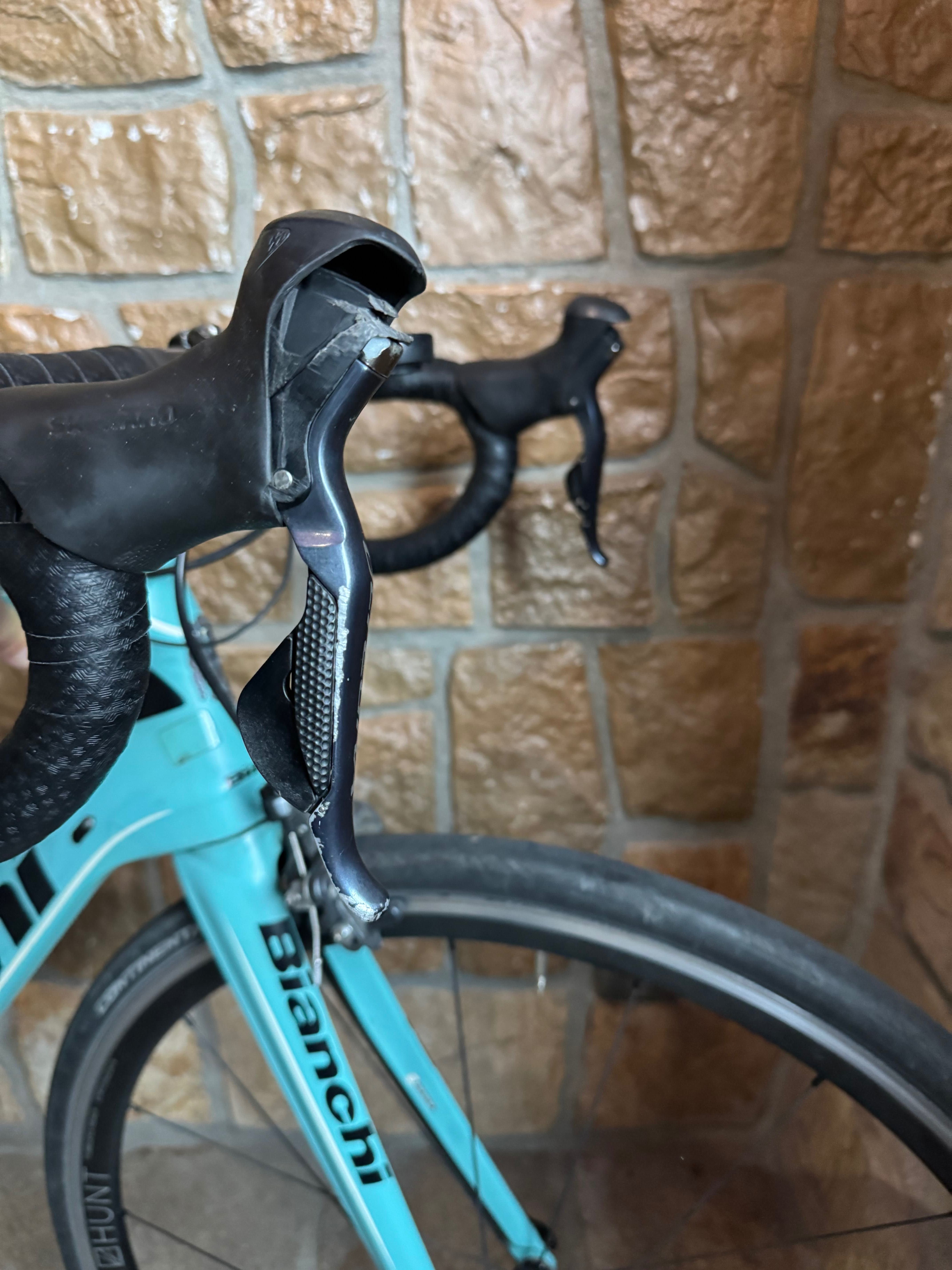 Rower szosowy; kolarka Bianchi Infinito CV Ultegra Di2 – R. 55