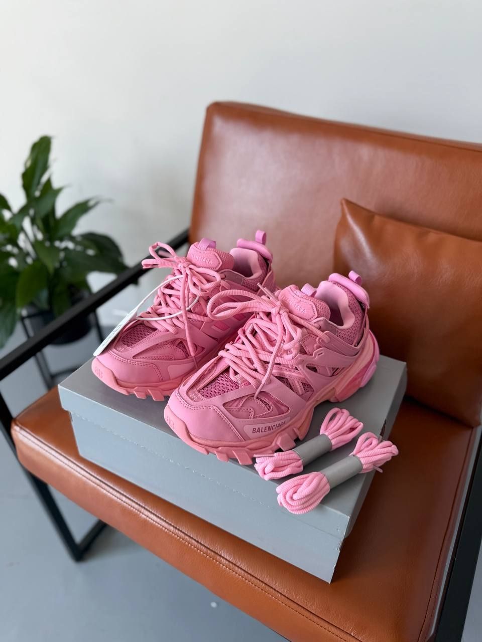 Кросівки Balenciaga Track 3.0 Pink