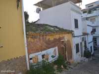 Moradia para recuperar no Centro Histórico de Loulé, Algarve