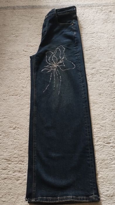 Джинси жіночі розмір L.