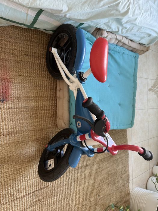 Bicicleta infantil para equilibrio