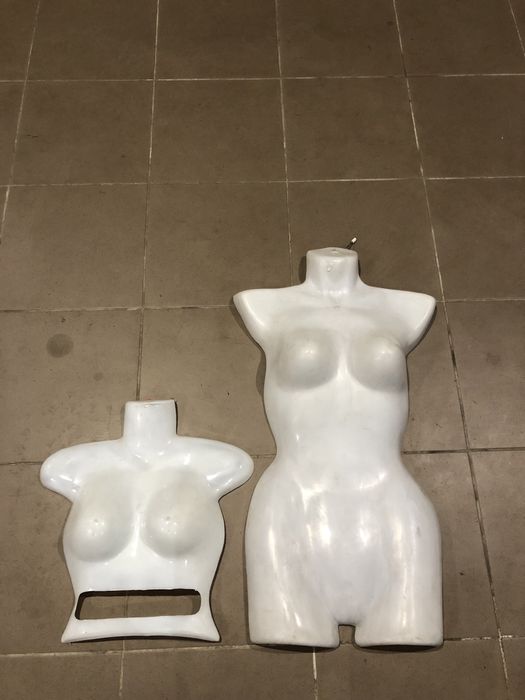 Вішаки.  для  одягу