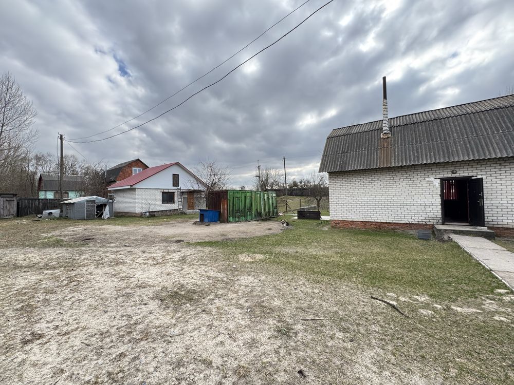 Продам  базу, 40 сот ! Виробничі , складські та офісні приміщення