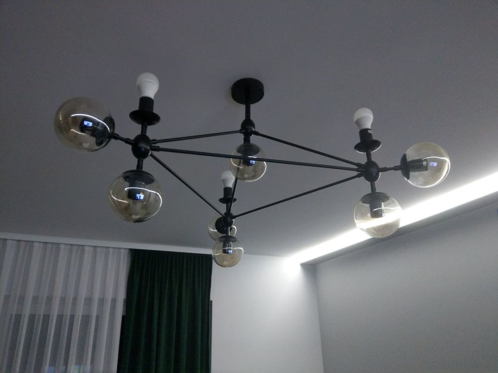 lampa czarna jak nowa