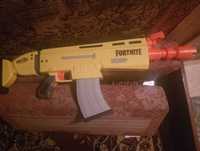 Nerf "Fortnite" іграшкова зброя на мягких кулях та батарейках