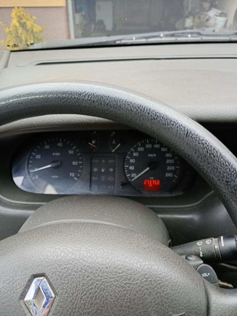 Renault Scenic 1.9 dci 2003 r.