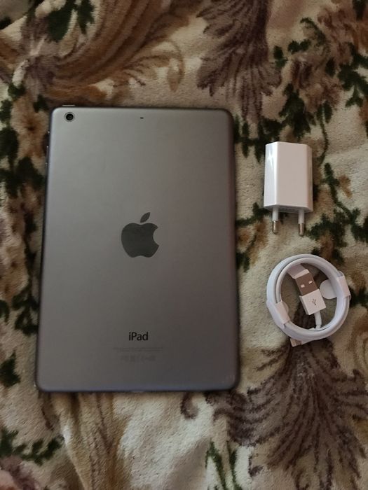 Айпад 7.9 32ГБ Відправляю
