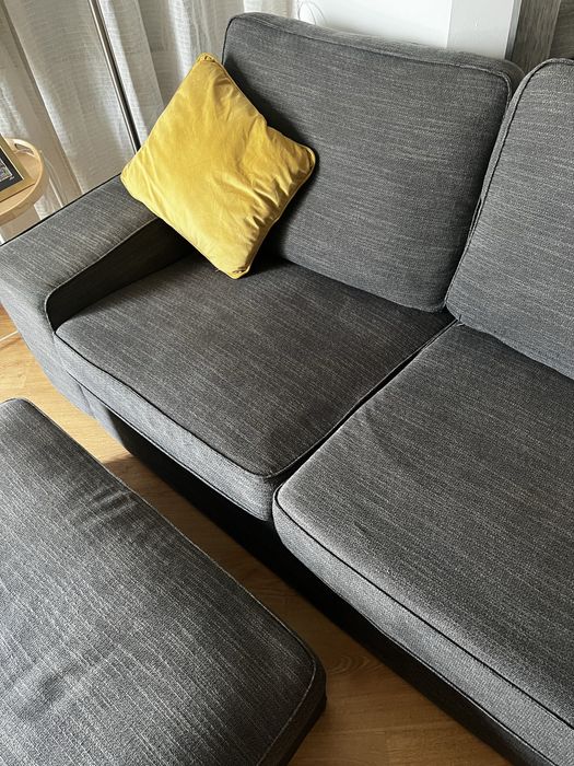 Sofa 2 lugares KIVIK + Repousa Pés